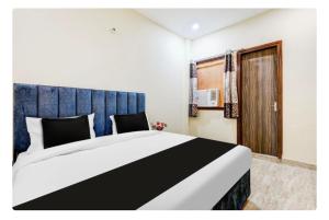 RAVINDRAs HOTEL
