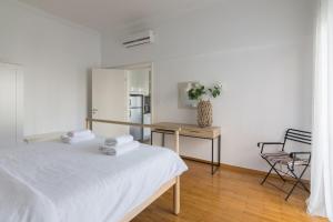 Sunny paradise in the heart of Athens