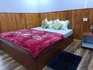 S Sherpa Homestay - Sukhia Pokhari