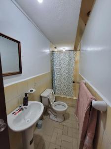 Acogedora Habitación Privada con Baño en el Corazón de la ciudad de Loja