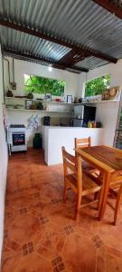 La Casa de Leo - Hostal, Restaurante y Artesania local