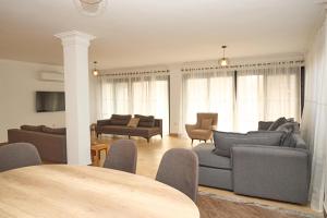 Newly Renovated 3100 sqft in the heart of Nasr City