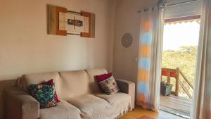 Casa confortável, pertinho da cidade e conectada a natureza