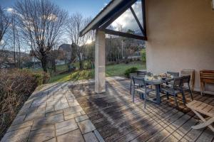 Maisons de vacances #HP La maison des Lilas Large family house sleeps 12 garden : photos des chambres