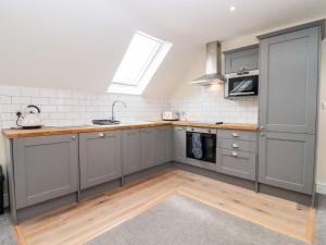 Bears Court The Flat