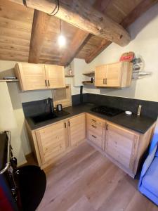 Baita Codirosso a Case di Viso