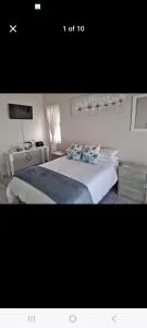 27 on Milton - Epping