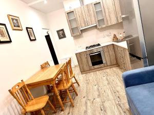 Новобуд Avalon Garden ПОРОХОВА street