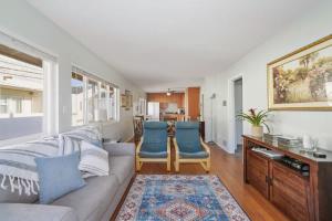 2bed 2bath Steps to the Sand in Mission Beach and Bay