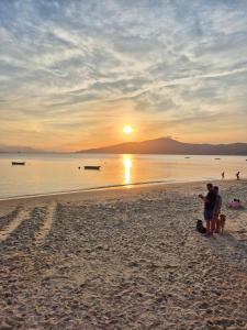 Beautiful Sobrado with air at Canto Grande Bombinhas Beach