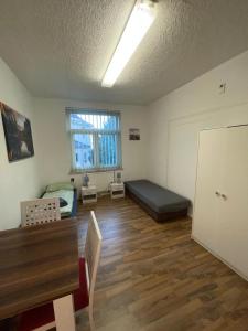 FLEX Aparts - große, möblierte 4-Raum Wohnung in Zwickau