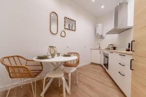 El Castizo Madrid centro by Hogar4