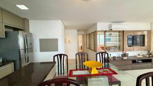 Apartamento Terrazzo com 2 Suítes a 450m do Mar - Região Nobre