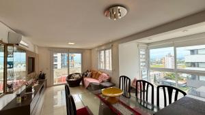 Apartamento Terrazzo com 2 Suítes a 450m do Mar - Região Nobre