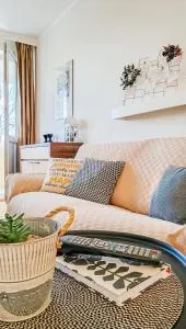 HELIOS - DeLuxe Residence, close to the city center, plus PARKING included - Луґож