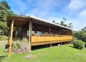 Casa Cabuya - Retro Style with Gulf View in Monteverde