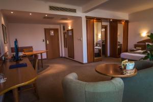 Hotel Sevlievo Plaza