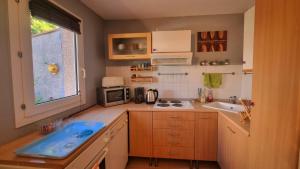 Maisonnette familiale climatisée dans résidence avec piscine