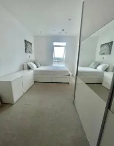 Castle Views - Canvey-on-Sea