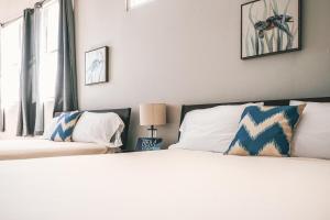 Las Alturas Loft 301