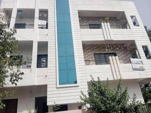 2 BHK luxury Apartment at Solapur Home Stay By Stay Nestura