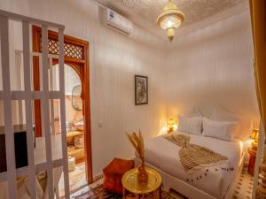 Riad Dar Al-Famila & Spa