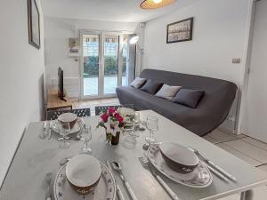 Grande terrasse privée à 5min de la Plage à pied