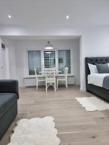 Studio Furnica Sinaia