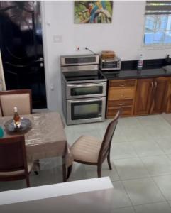 Hidden Gem Emerald in Buff Bay Portland