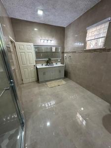 Hidden Gem Emerald in Buff Bay Portland