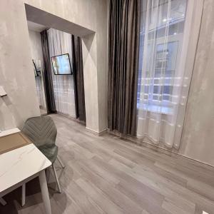 Central Park Apartment