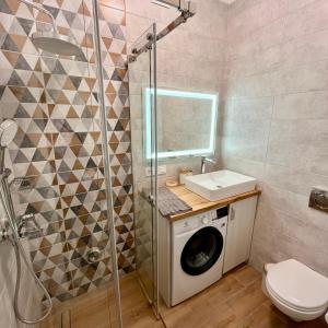 Central Park Apartment