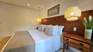 Coconuts Maresias Hotel