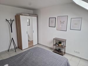 Maison calme avec jardin, vue champs et bois