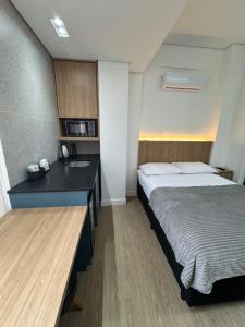 Studio no centro, confortável e prático