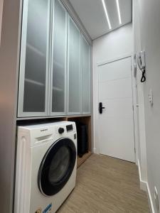 Studio no centro, confortável e prático