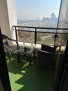 Wonder Balcony Stay Abu Dhabi