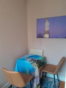 Appartements VUE DE REVE chambre dans APPARTEMENT DE STANDING - vous faites le menage-Very good prices but you have to cle-an th-e flat : photos des chambres