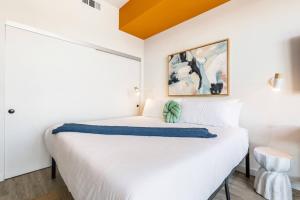 The Downtown Haven Suite, 1Mile to Dodger Stadium