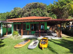 Cara Maravilhosa pe na areia em Cumuruxatiba Rio do peixe pequeno
