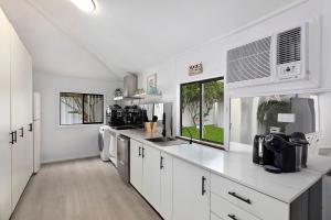 Sunny Shores Beach House