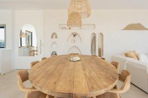 Villa Calma by Aura Collection