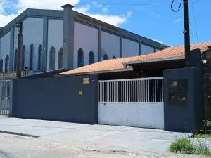 Excelente Imóvel com ar condicionado - 马蒂尼奥斯