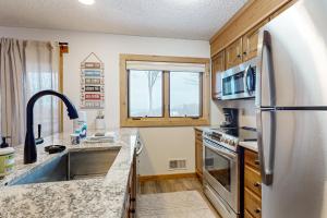 Snowshoe Condo