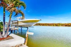 Beauty On The Bay - Bonita Springs