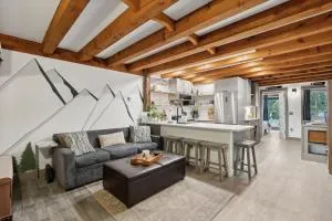 Riverbend Ski Retreat - بيتيل