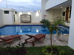 Dpto de 2 recamaras con alberca excelente ubicacion