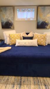 Beautiful Basement Suite & Outdoor Oasis