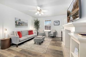 Campus Corner-1 Mi to UofA- 1 Mi to Downtown