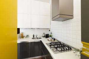 Ale Apartment Castello Imperatore -Parking disponibile-